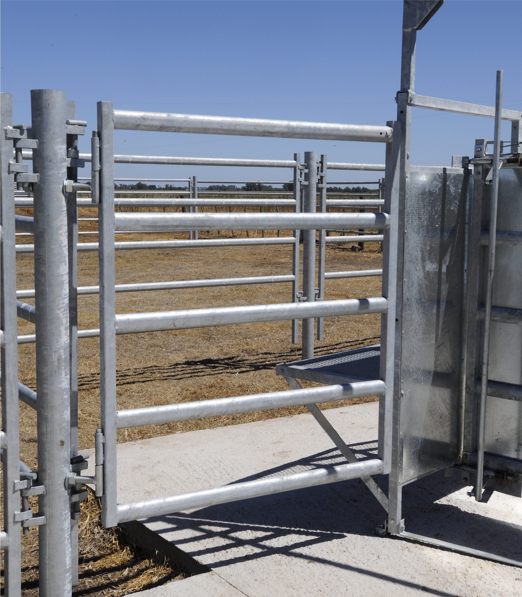 PUERTAS PASO DE HOMBRE